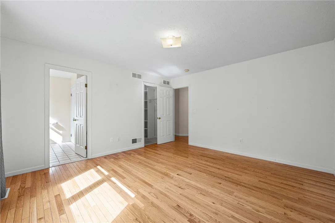 25 Acorn Valley Trl, Ogden, New York 14624, Ogden, New York 14624, 3 Bedroom Bedrooms, 6 Room Rooms,2 BathroomBathrooms,Residential,For Sale,25 Acorn Valley Trl, Ogden, New York 14624,0,R1718419