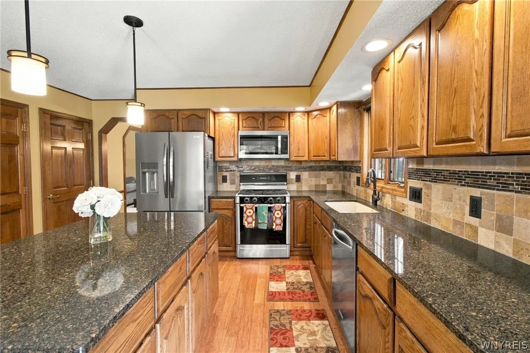 5470 Country Club Lane, Hamburg, New York 14075, Hamburg, New York 14075, 4 Bedroom Bedrooms, 10 Room Rooms,3 BathroomBathrooms,Residential,For Sale,5470 Country Club Lane, Hamburg, New York 14075,0,B1718958