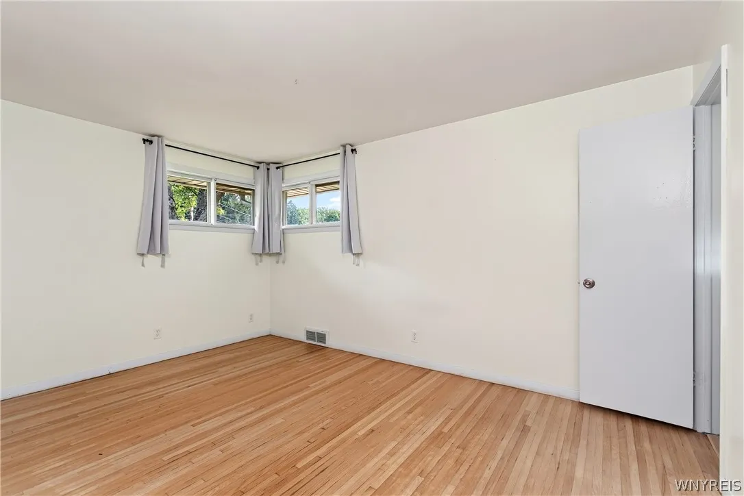 3 Hazel Court, Orchard Park, New York 14224, Orchard Park, New York 14224, 3 Bedroom Bedrooms, 6 Room Rooms,1 BathroomBathrooms,Residential,For Sale,3 Hazel Court, Orchard Park, New York 14224,0,B1718980