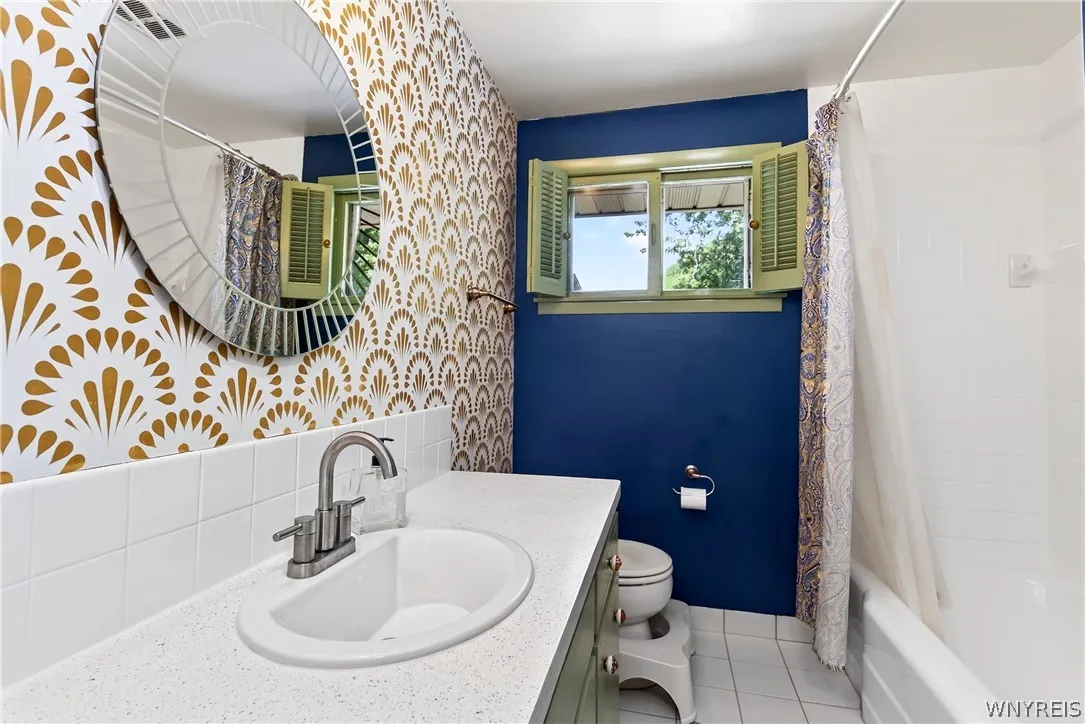 3 Hazel Court, Orchard Park, New York 14224, Orchard Park, New York 14224, 3 Bedroom Bedrooms, 6 Room Rooms,1 BathroomBathrooms,Residential,For Sale,3 Hazel Court, Orchard Park, New York 14224,0,B1718980