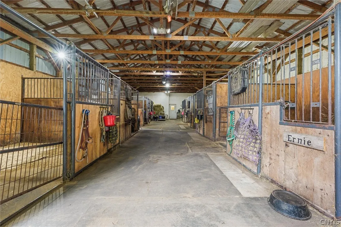 7660 Plainville Road, Lysander, New York 13112, Lysander, New York 13112, 4 Bedroom Bedrooms, 10 Room Rooms,2 BathroomBathrooms,Residential,For Sale,7660 Plainville Road, Lysander, New York 13112,0,S1718152