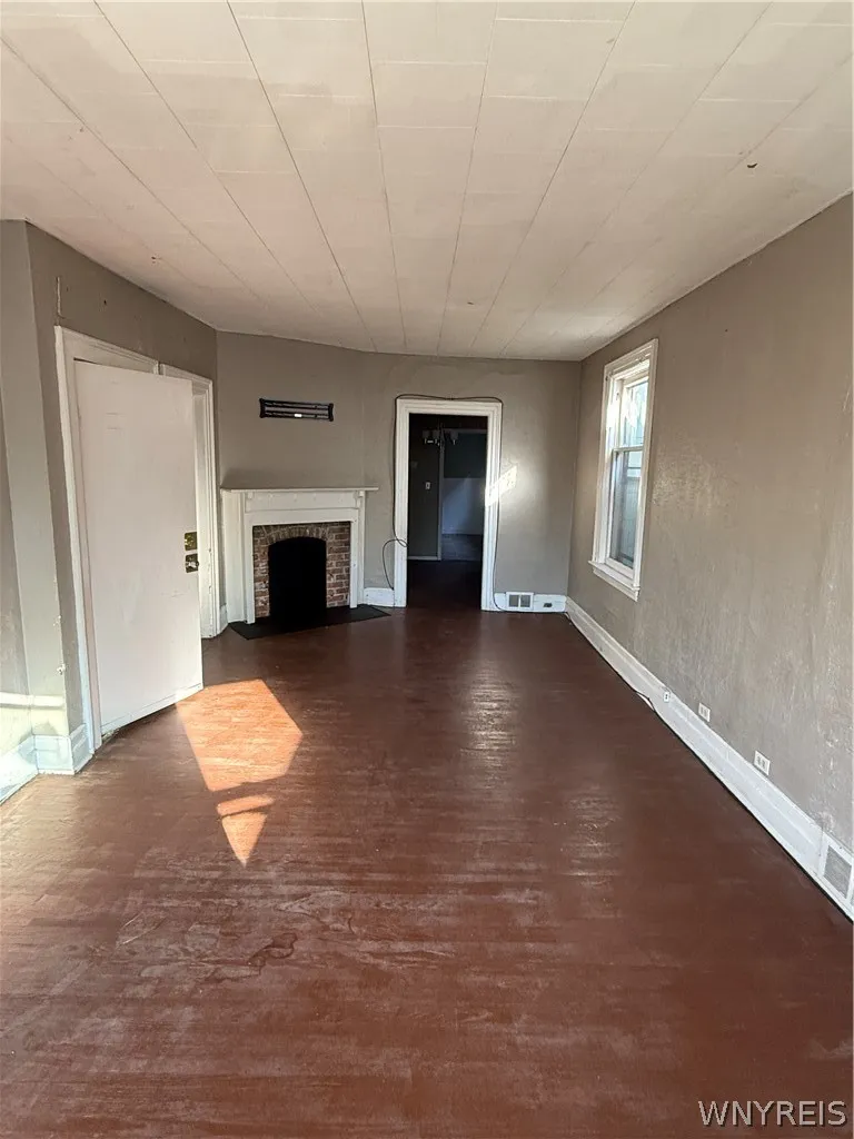315 Grant Street, Buffalo, New York 14213, Buffalo, New York 14213, 6 Bedroom Bedrooms, ,2 BathroomBathrooms,Residential,For Sale,315 Grant Street, Buffalo, New York 14213,0,B1719246
