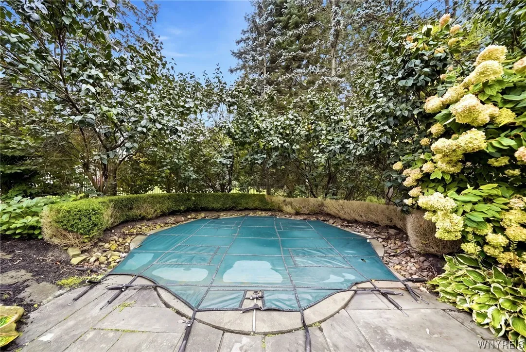 inground hot tub