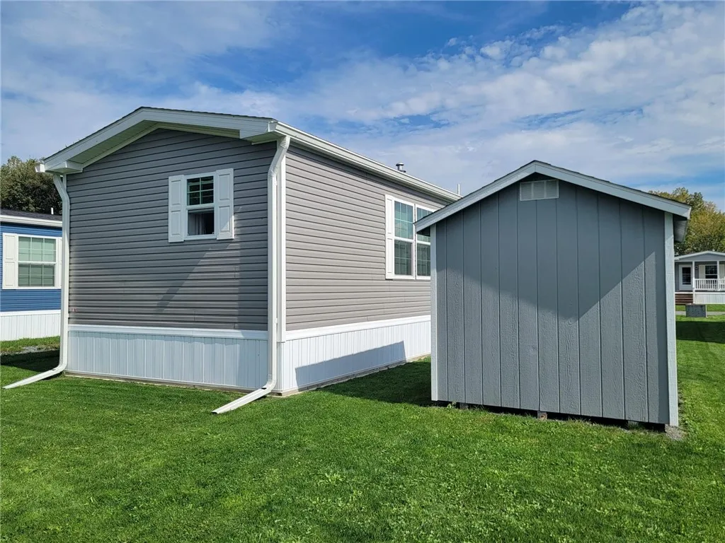 115 Briarwood Drive, Brutus, New York 13166, Brutus, New York 13166, 2 Bedroom Bedrooms, 4 Room Rooms,2 BathroomBathrooms,Residential,For Sale,115 Briarwood Drive, Brutus, New York 13166,0,R1719319
