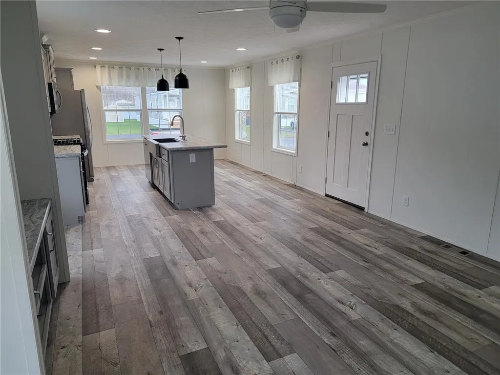 115 Briarwood Drive, Brutus, New York 13166, Brutus, New York 13166, 2 Bedroom Bedrooms, 4 Room Rooms,2 BathroomBathrooms,Residential,For Sale,115 Briarwood Drive, Brutus, New York 13166,0,R1719319