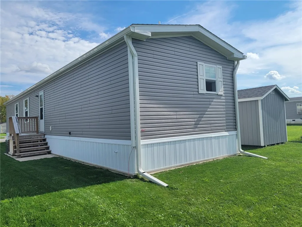 115 Briarwood Drive, Brutus, New York 13166, Brutus, New York 13166, 2 Bedroom Bedrooms, 4 Room Rooms,2 BathroomBathrooms,Residential,For Sale,115 Briarwood Drive, Brutus, New York 13166,0,R1719319
