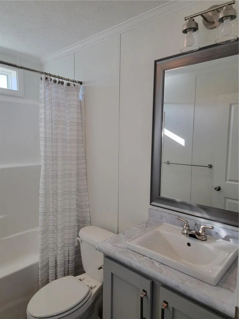 115 Briarwood Drive, Brutus, New York 13166, Brutus, New York 13166, 2 Bedroom Bedrooms, 4 Room Rooms,2 BathroomBathrooms,Residential,For Sale,115 Briarwood Drive, Brutus, New York 13166,0,R1719319