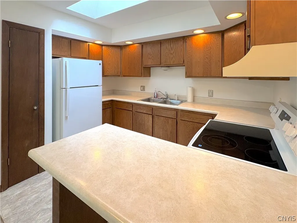 55 White Street, Kirkland, New York 13323, Kirkland, New York 13323, 2 Bedroom Bedrooms, 5 Room Rooms,1 BathroomBathrooms,Residential Lease,For Rent,55 White Street, Kirkland, New York 13323,0,S1719314