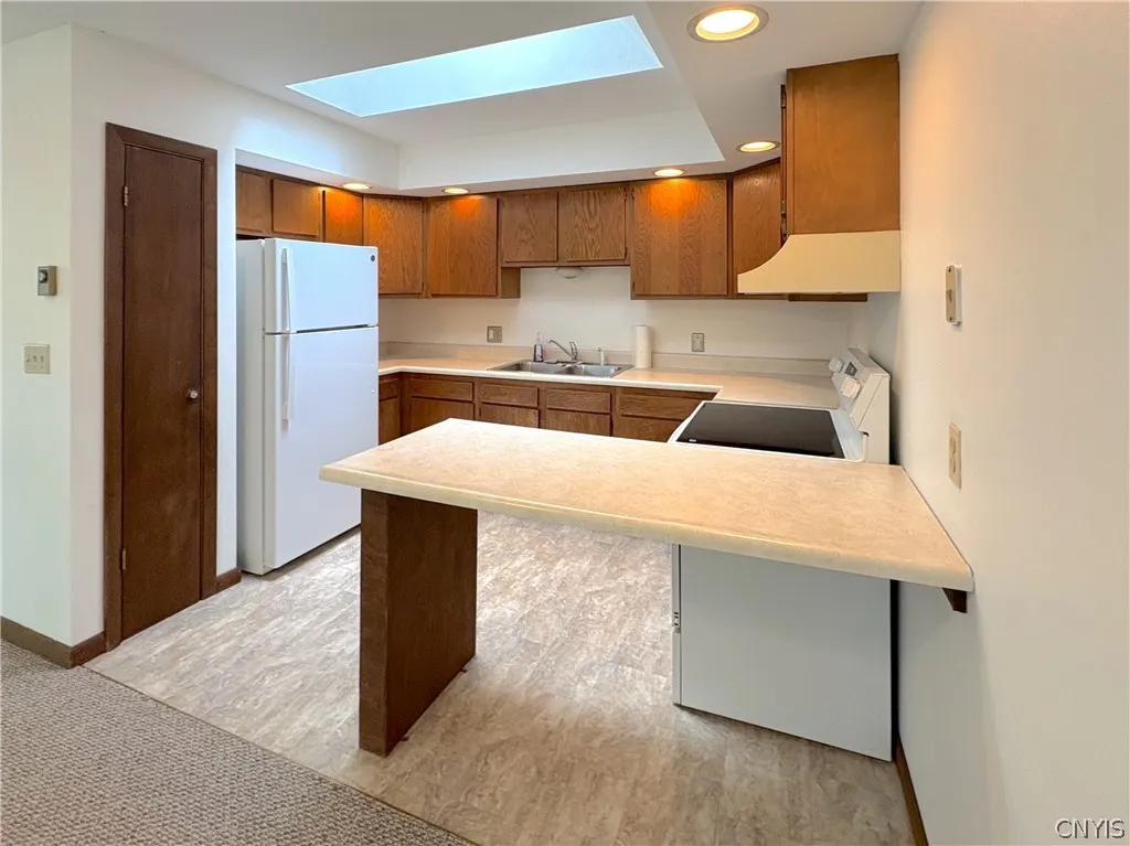 55 White Street, Kirkland, New York 13323, Kirkland, New York 13323, 2 Bedroom Bedrooms, 5 Room Rooms,1 BathroomBathrooms,Residential Lease,For Rent,55 White Street, Kirkland, New York 13323,0,S1719314