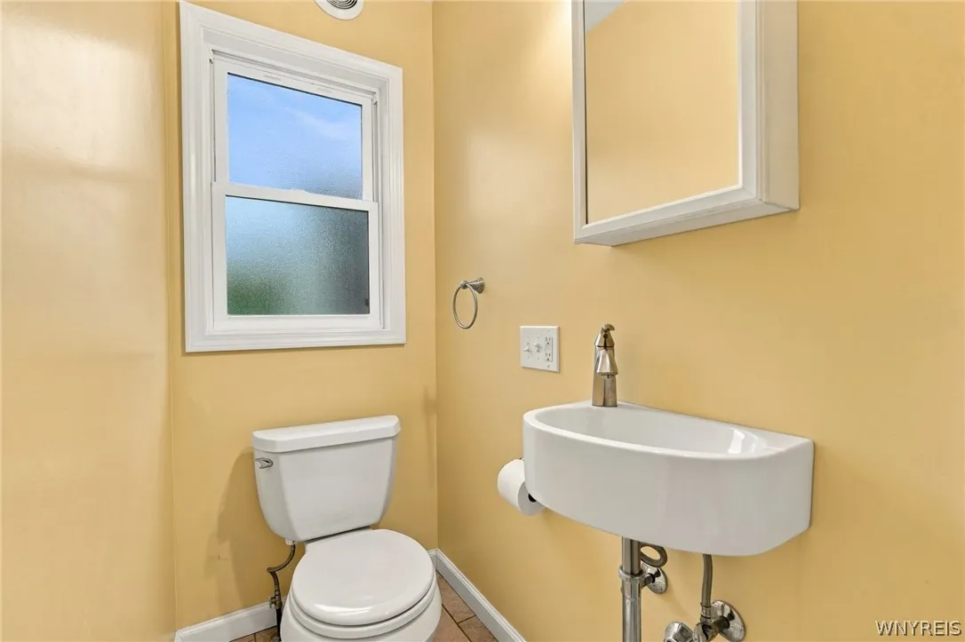 9521 Greiner Road, Clarence, New York 14031, Clarence, New York 14031, 3 Bedroom Bedrooms, 6 Room Rooms,1 BathroomBathrooms,Residential,For Sale,9521 Greiner Road, Clarence, New York 14031,0,B1718469