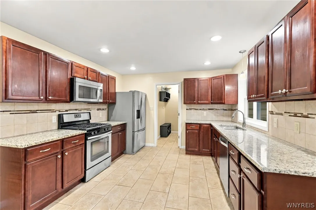 9521 Greiner Road, Clarence, New York 14031, Clarence, New York 14031, 3 Bedroom Bedrooms, 6 Room Rooms,1 BathroomBathrooms,Residential,For Sale,9521 Greiner Road, Clarence, New York 14031,0,B1718469