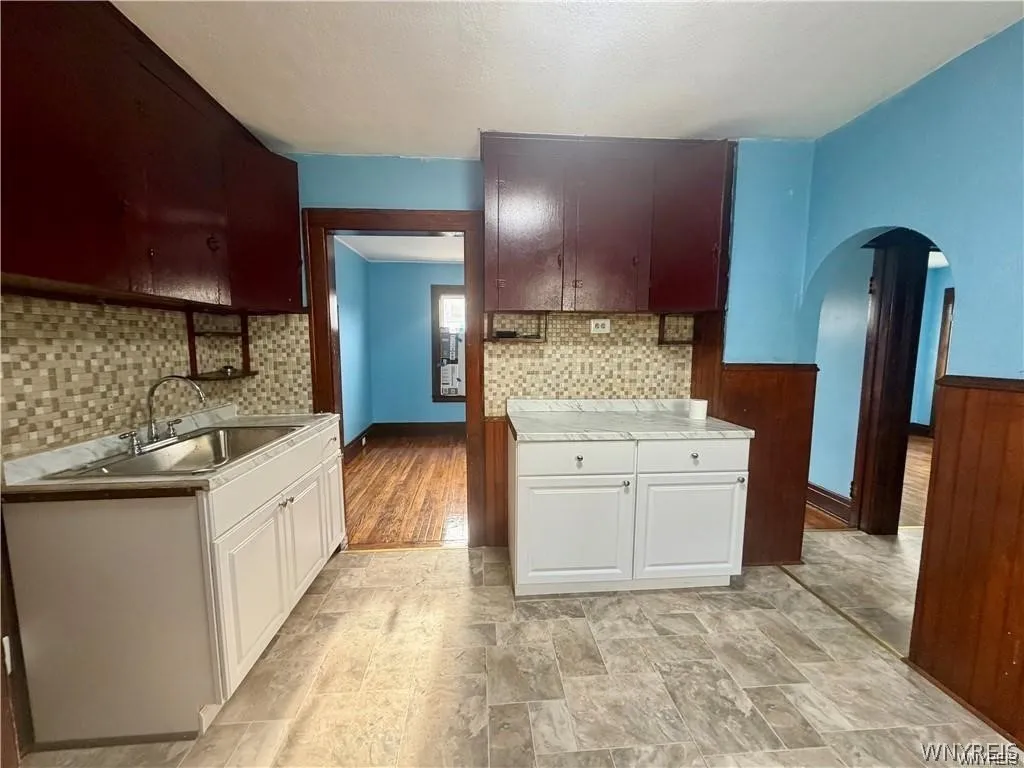 484 Dartmouth Avenue, Buffalo, New York 14215, Buffalo, New York 14215, 3 Bedroom Bedrooms, 7 Room Rooms,1 BathroomBathrooms,Residential Lease,For Rent,484 Dartmouth Avenue, Buffalo, New York 14215,0,B1719317