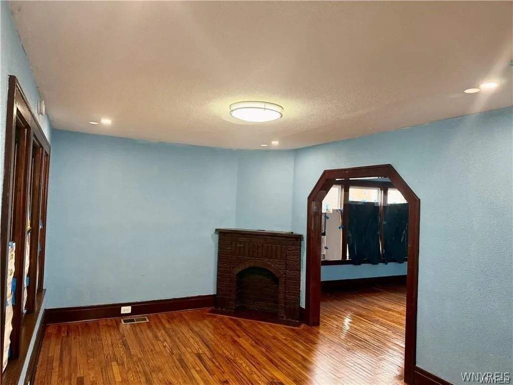 484 Dartmouth Avenue, Buffalo, New York 14215, Buffalo, New York 14215, 3 Bedroom Bedrooms, 7 Room Rooms,1 BathroomBathrooms,Residential Lease,For Rent,484 Dartmouth Avenue, Buffalo, New York 14215,0,B1719317