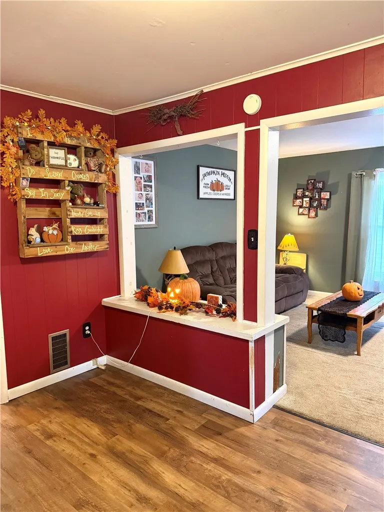 29 Hickok Avenue, Norwich, New York 13815, Norwich, New York 13815, 3 Bedroom Bedrooms, 9 Room Rooms,1 BathroomBathrooms,Residential,For Sale,29 Hickok Avenue, Norwich, New York 13815,0,R1718109