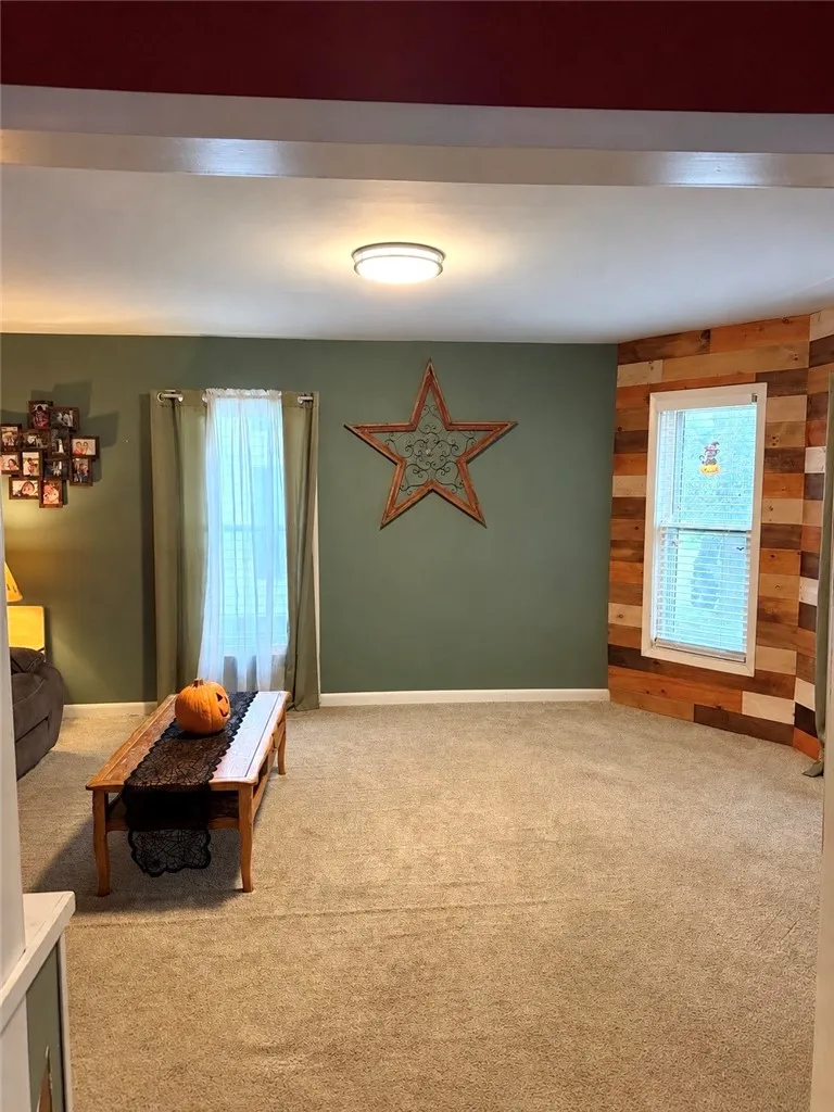 29 Hickok Avenue, Norwich, New York 13815, Norwich, New York 13815, 3 Bedroom Bedrooms, 9 Room Rooms,1 BathroomBathrooms,Residential,For Sale,29 Hickok Avenue, Norwich, New York 13815,0,R1718109