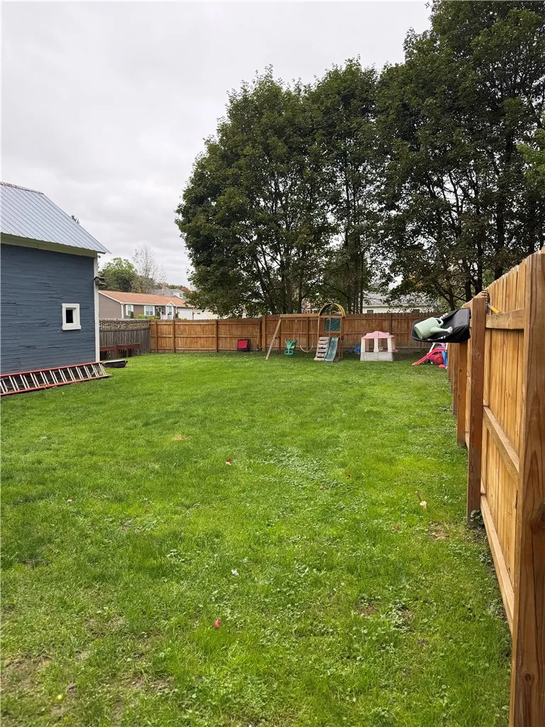 29 Hickok Avenue, Norwich, New York 13815, Norwich, New York 13815, 3 Bedroom Bedrooms, 9 Room Rooms,1 BathroomBathrooms,Residential,For Sale,29 Hickok Avenue, Norwich, New York 13815,0,R1718109