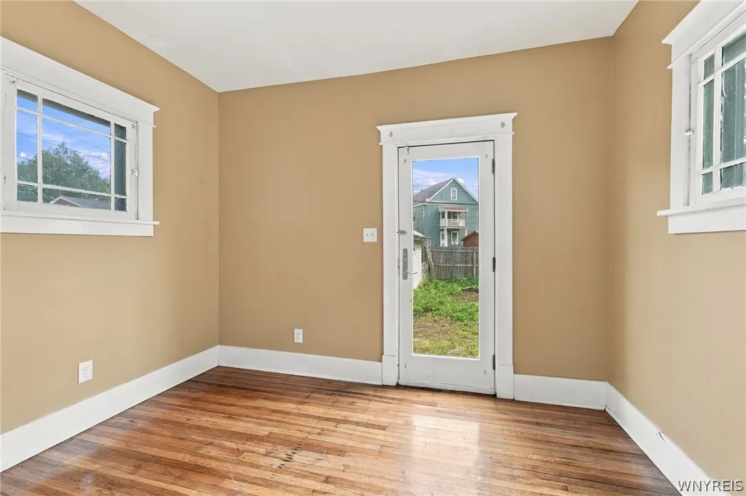 798 Abbott Road, Buffalo, New York 14220, Buffalo, New York 14220, 6 Bedroom Bedrooms, ,2 BathroomBathrooms,Residential,For Sale,798 Abbott Road, Buffalo, New York 14220,0,B1719239