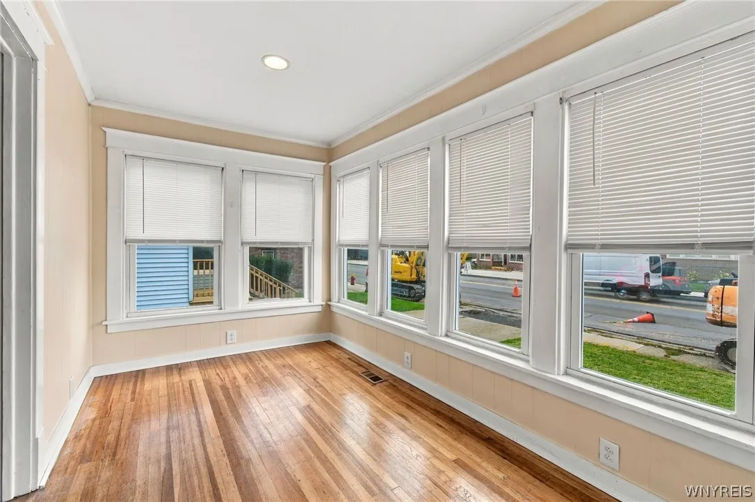 798 Abbott Road, Buffalo, New York 14220, Buffalo, New York 14220, 6 Bedroom Bedrooms, ,2 BathroomBathrooms,Residential,For Sale,798 Abbott Road, Buffalo, New York 14220,0,B1719239