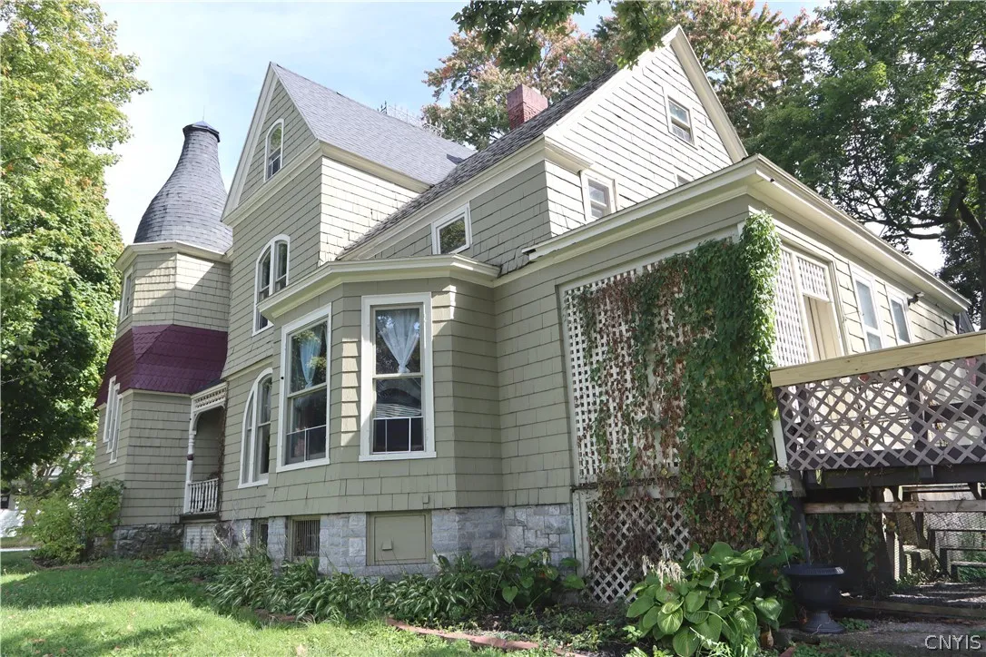 302 Keyes Avenue, Watertown City, New York 13601, Watertown City, New York 13601, 4 Bedroom Bedrooms, 17 Room Rooms,2 BathroomBathrooms,Residential,For Sale,302 Keyes Avenue, Watertown City, New York 13601,0,S1718781