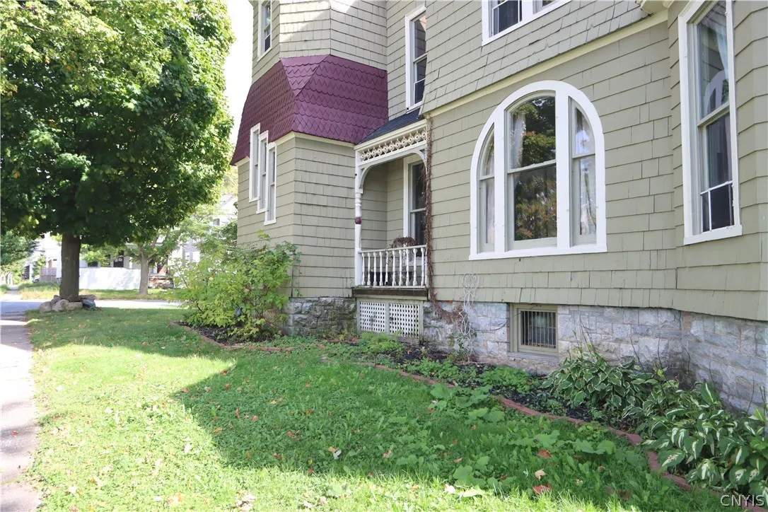 302 Keyes Avenue, Watertown City, New York 13601, Watertown City, New York 13601, 4 Bedroom Bedrooms, 17 Room Rooms,2 BathroomBathrooms,Residential,For Sale,302 Keyes Avenue, Watertown City, New York 13601,0,S1718781