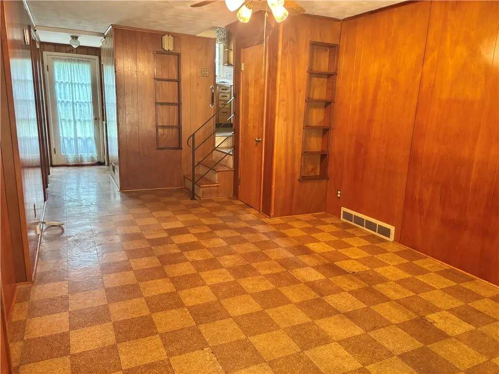 2137 West Ridge Road, Greece, New York 14626, Greece, New York 14626, 3 Bedroom Bedrooms, 9 Room Rooms,1 BathroomBathrooms,Residential,For Sale,2137 West Ridge Road, Greece, New York 14626,0,R1718961