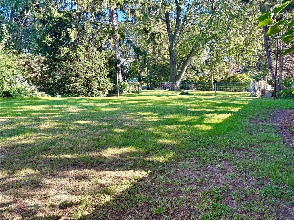 2137 West Ridge Road, Greece, New York 14626, Greece, New York 14626, 3 Bedroom Bedrooms, 9 Room Rooms,1 BathroomBathrooms,Residential,For Sale,2137 West Ridge Road, Greece, New York 14626,0,R1718961
