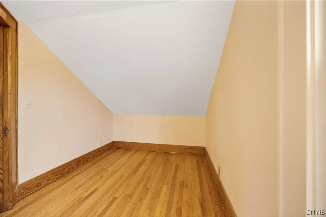 207 Garden City Drive, Salina, New York 13211, Salina, New York 13211, 3 Bedroom Bedrooms, 8 Room Rooms,1 BathroomBathrooms,Residential,For Sale,207 Garden City Drive, Salina, New York 13211,0,S1719358