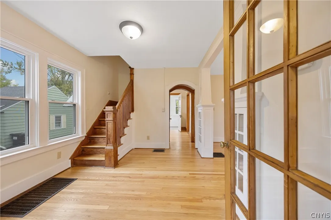 207 Garden City Drive, Salina, New York 13211, Salina, New York 13211, 3 Bedroom Bedrooms, 8 Room Rooms,1 BathroomBathrooms,Residential,For Sale,207 Garden City Drive, Salina, New York 13211,0,S1719358
