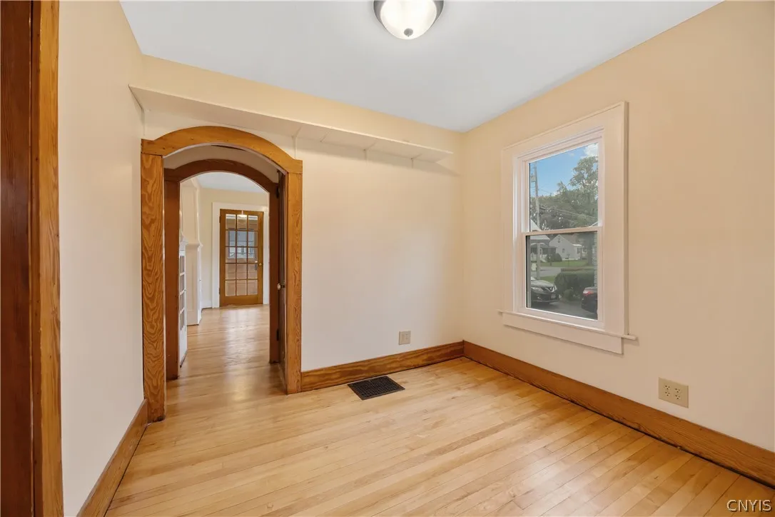 207 Garden City Drive, Salina, New York 13211, Salina, New York 13211, 3 Bedroom Bedrooms, 8 Room Rooms,1 BathroomBathrooms,Residential,For Sale,207 Garden City Drive, Salina, New York 13211,0,S1719358