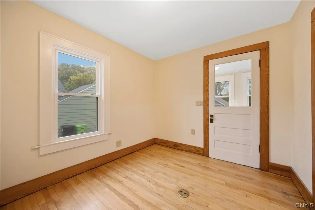 207 Garden City Drive, Salina, New York 13211, Salina, New York 13211, 3 Bedroom Bedrooms, 8 Room Rooms,1 BathroomBathrooms,Residential,For Sale,207 Garden City Drive, Salina, New York 13211,0,S1719358