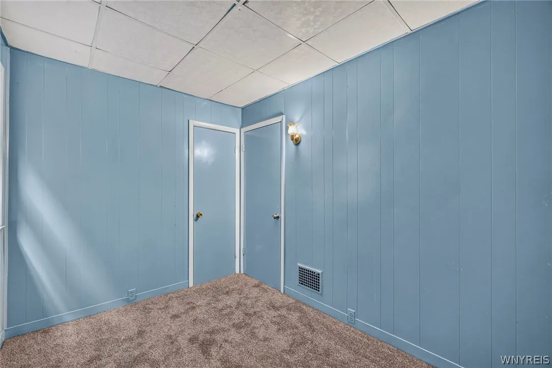 333 Vermont Street, Buffalo, New York 14213, Buffalo, New York 14213, 6 Bedroom Bedrooms, ,2 BathroomBathrooms,Residential,For Sale,333 Vermont Street, Buffalo, New York 14213,0,B1719353