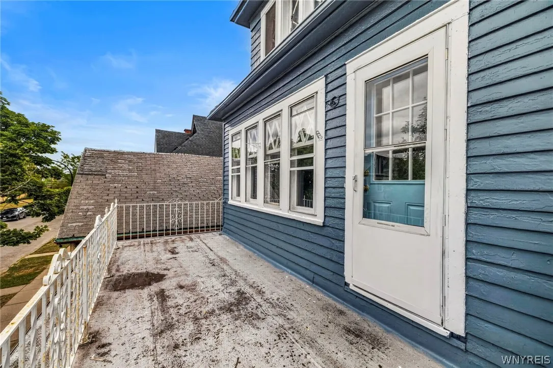333 Vermont Street, Buffalo, New York 14213, Buffalo, New York 14213, 6 Bedroom Bedrooms, ,2 BathroomBathrooms,Residential,For Sale,333 Vermont Street, Buffalo, New York 14213,0,B1719353