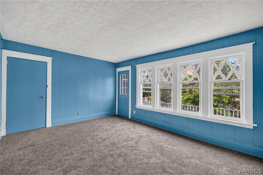 333 Vermont Street, Buffalo, New York 14213, Buffalo, New York 14213, 6 Bedroom Bedrooms, ,2 BathroomBathrooms,Residential,For Sale,333 Vermont Street, Buffalo, New York 14213,0,B1719353