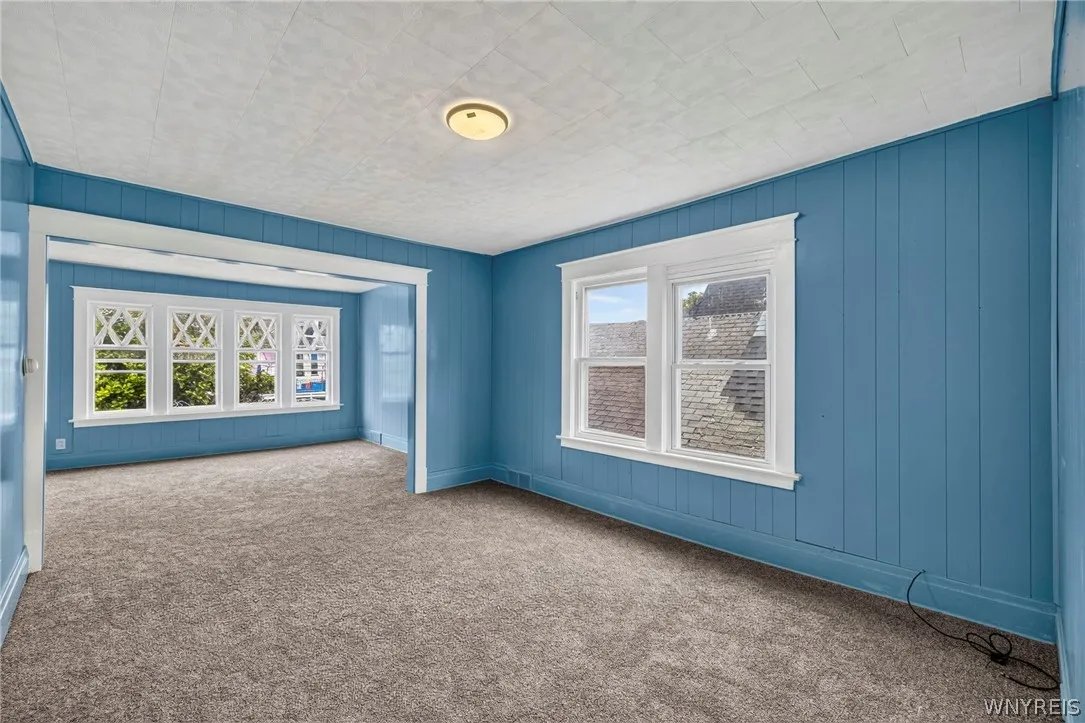 333 Vermont Street, Buffalo, New York 14213, Buffalo, New York 14213, 6 Bedroom Bedrooms, ,2 BathroomBathrooms,Residential,For Sale,333 Vermont Street, Buffalo, New York 14213,0,B1719353