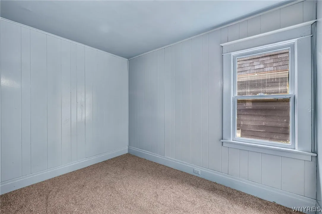 333 Vermont Street, Buffalo, New York 14213, Buffalo, New York 14213, 6 Bedroom Bedrooms, ,2 BathroomBathrooms,Residential,For Sale,333 Vermont Street, Buffalo, New York 14213,0,B1719353