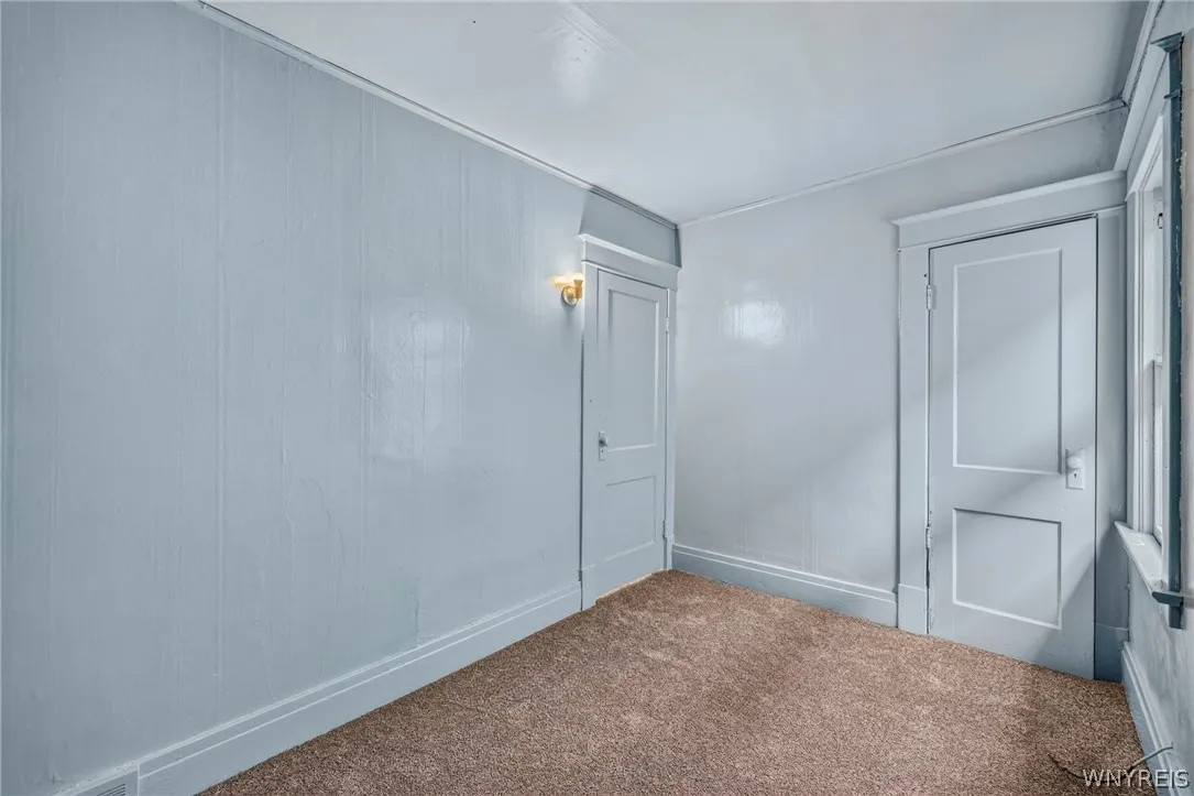 333 Vermont Street, Buffalo, New York 14213, Buffalo, New York 14213, 6 Bedroom Bedrooms, ,2 BathroomBathrooms,Residential,For Sale,333 Vermont Street, Buffalo, New York 14213,0,B1719353