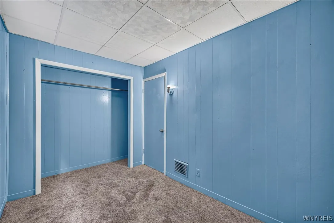 333 Vermont Street, Buffalo, New York 14213, Buffalo, New York 14213, 6 Bedroom Bedrooms, ,2 BathroomBathrooms,Residential,For Sale,333 Vermont Street, Buffalo, New York 14213,0,B1719353