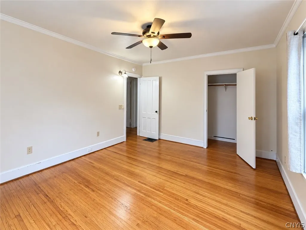 Upstairs Bedroom 2