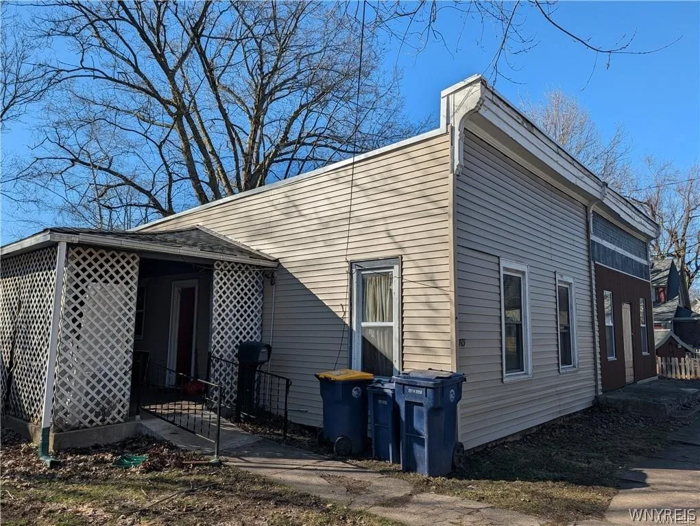 165 Erie Street, Lockport City, New York 14094, Lockport City, New York 14094, 3 Bedroom Bedrooms, ,2 BathroomBathrooms,Residential,For Sale,165 Erie Street, Lockport City, New York 14094,0,B1719370