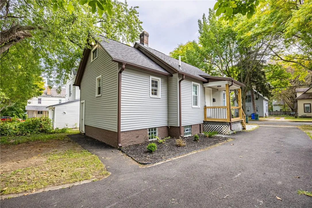 202 Pennsylvania Avenue, Rochester, New York 14609, Rochester, New York 14609, 2 Bedroom Bedrooms, 7 Room Rooms,1 BathroomBathrooms,Residential,For Sale,202 Pennsylvania Avenue, Rochester, New York 14609,0,R1717152