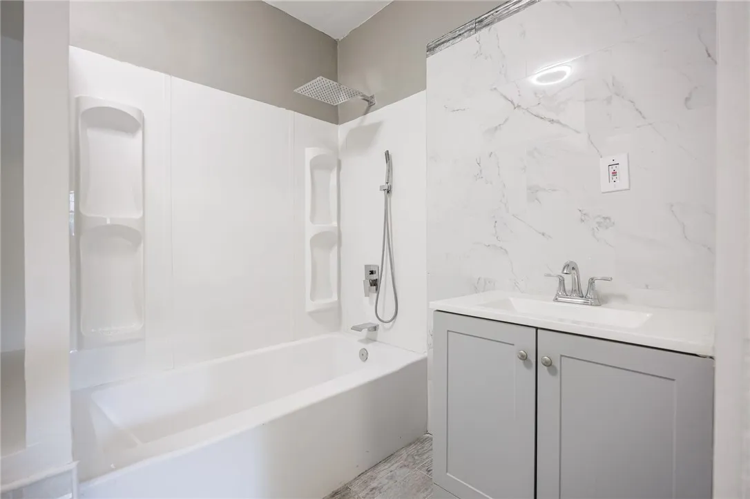 202 Pennsylvania Avenue, Rochester, New York 14609, Rochester, New York 14609, 2 Bedroom Bedrooms, 7 Room Rooms,1 BathroomBathrooms,Residential,For Sale,202 Pennsylvania Avenue, Rochester, New York 14609,0,R1717152