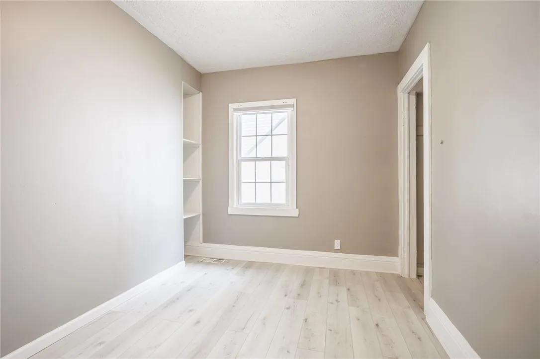 202 Pennsylvania Avenue, Rochester, New York 14609, Rochester, New York 14609, 2 Bedroom Bedrooms, 7 Room Rooms,1 BathroomBathrooms,Residential,For Sale,202 Pennsylvania Avenue, Rochester, New York 14609,0,R1717152