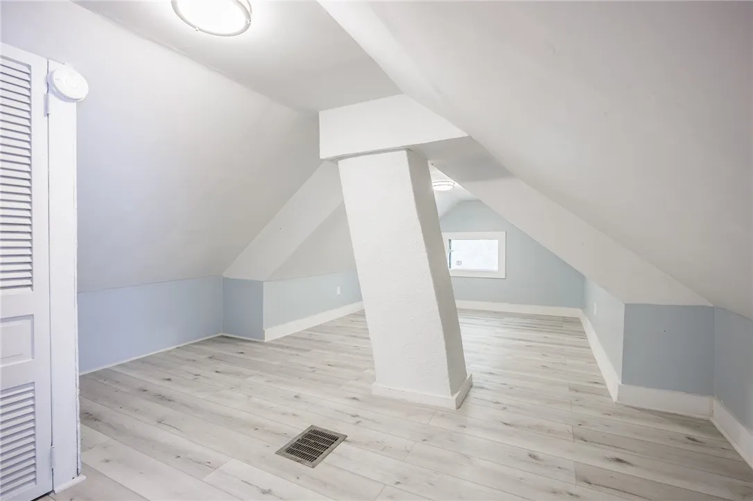 202 Pennsylvania Avenue, Rochester, New York 14609, Rochester, New York 14609, 2 Bedroom Bedrooms, 7 Room Rooms,1 BathroomBathrooms,Residential,For Sale,202 Pennsylvania Avenue, Rochester, New York 14609,0,R1717152