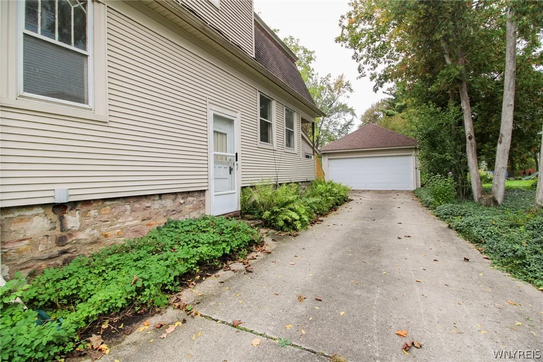 512 Ohio Street, Ridgeway, New York 14103, Ridgeway, New York 14103, 4 Bedroom Bedrooms, 7 Room Rooms,1 BathroomBathrooms,Residential,For Sale,512 Ohio Street, Ridgeway, New York 14103,0,B1718468
