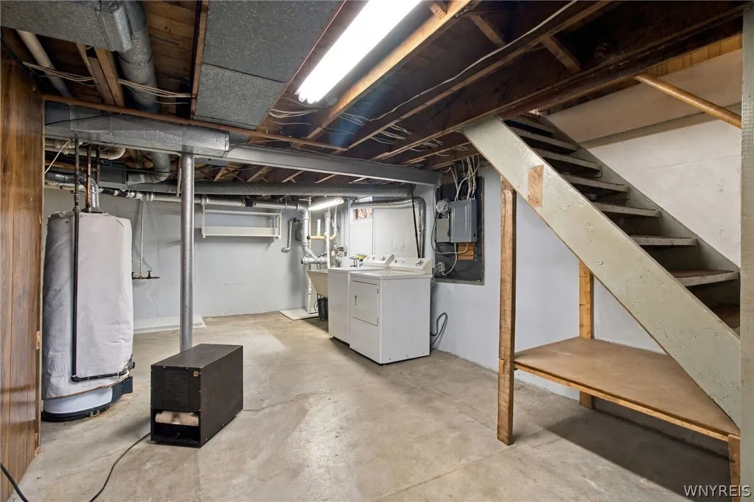 3162 Bieler Road, Orchard Park, New York 14127, Orchard Park, New York 14127, 2 Bedroom Bedrooms, 6 Room Rooms,2 BathroomBathrooms,Residential,For Sale,3162 Bieler Road, Orchard Park, New York 14127,0,B1719025
