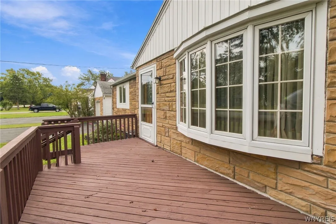 3162 Bieler Road, Orchard Park, New York 14127, Orchard Park, New York 14127, 2 Bedroom Bedrooms, 6 Room Rooms,2 BathroomBathrooms,Residential,For Sale,3162 Bieler Road, Orchard Park, New York 14127,0,B1719025