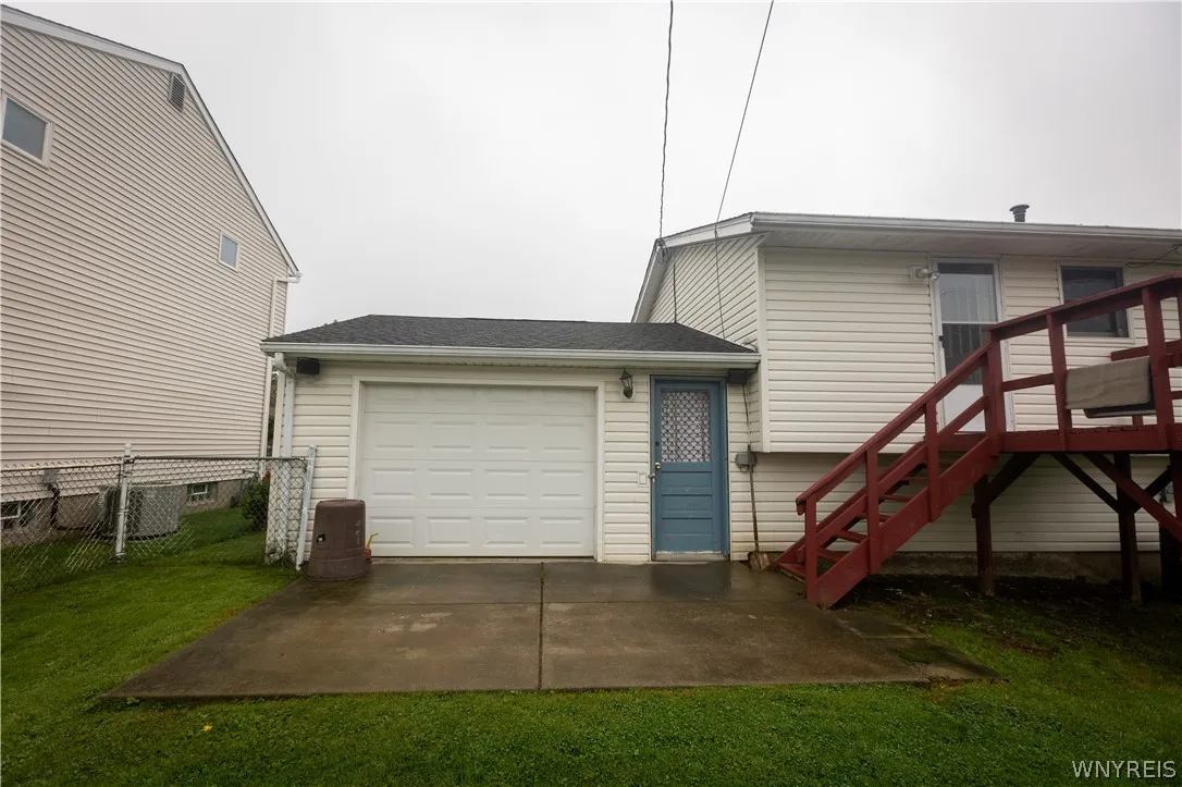 101 Phyllis Drive, West Seneca, New York 14224, West Seneca, New York 14224, 3 Bedroom Bedrooms, 6 Room Rooms,1 BathroomBathrooms,Residential,For Sale,101 Phyllis Drive, West Seneca, New York 14224,0,B1719359
