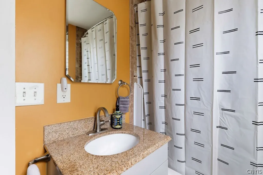 300 Malverne Drive, Syracuse, New York 13208, Syracuse, New York 13208, 3 Bedroom Bedrooms, 8 Room Rooms,1 BathroomBathrooms,Residential,For Sale,300 Malverne Drive, Syracuse, New York 13208,0,S1719343