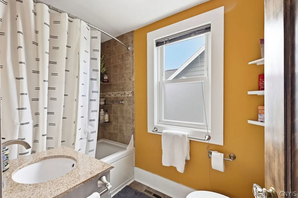 300 Malverne Drive, Syracuse, New York 13208, Syracuse, New York 13208, 3 Bedroom Bedrooms, 8 Room Rooms,1 BathroomBathrooms,Residential,For Sale,300 Malverne Drive, Syracuse, New York 13208,0,S1719343