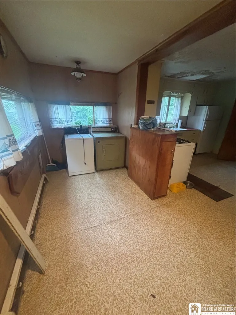 54 Greenwich Street, Amity, New York 14813, Amity, New York 14813, 4 Bedroom Bedrooms, 9 Room Rooms,2 BathroomBathrooms,Residential,For Sale,54 Greenwich Street, Amity, New York 14813,0,R1719264